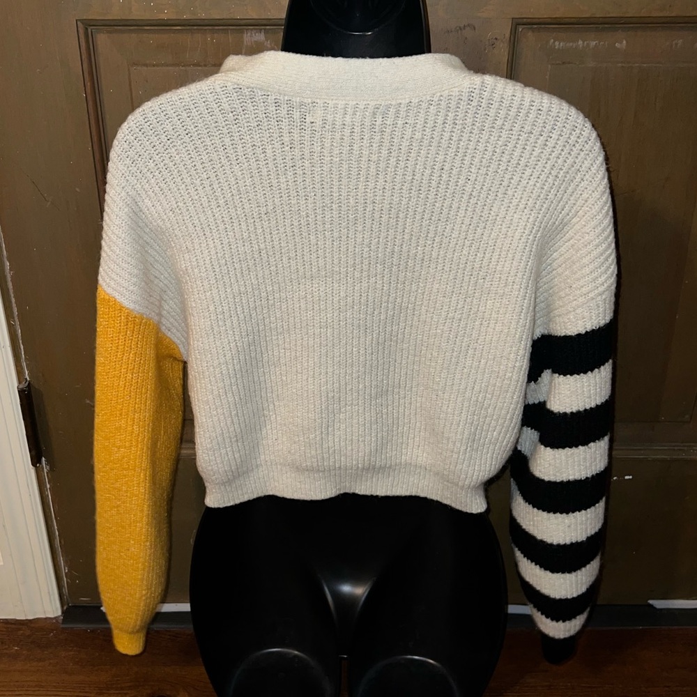 Urban Outfitters Piper Cream Slouchy Balloon Sleeve Gold Black Cardigan Size XS - Picture 8 of 14
